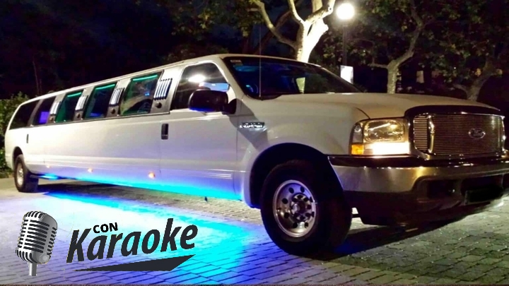 Limusina blanca tipo Hummer de 12 plazas en Barcelona, alquiler nocturno en la ciudad